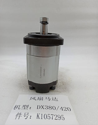 Ανταλλακτικά φορτωτή DX380 DX420 DX500 Βαρύς εξοπλισμός Μοτέρ ανεμιστήρα κίνησης εμβόλου K1057295